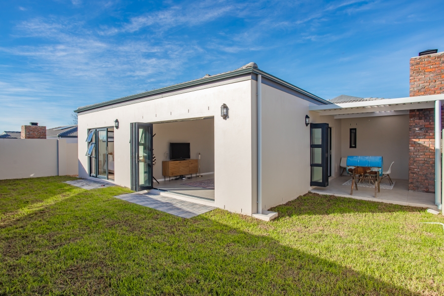 3 Bedroom Property for Sale in Honeydew Country Estate Western Cape
